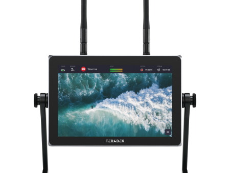 Teradek Wave -  The 5-in-1 Smart Streaming Monitor Fashion